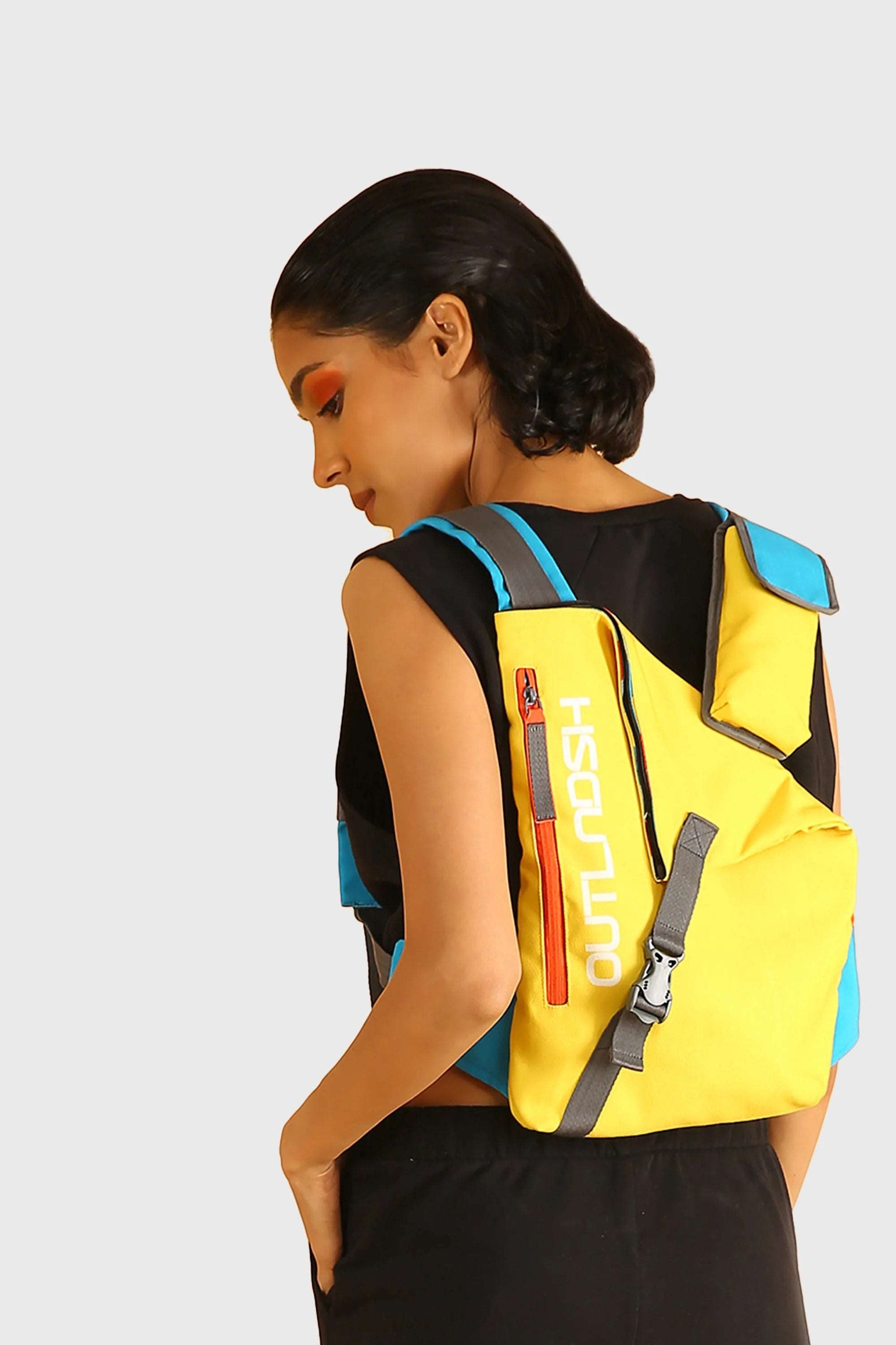 OUTLNDSH Backpack bag plus chest bag yellow color 