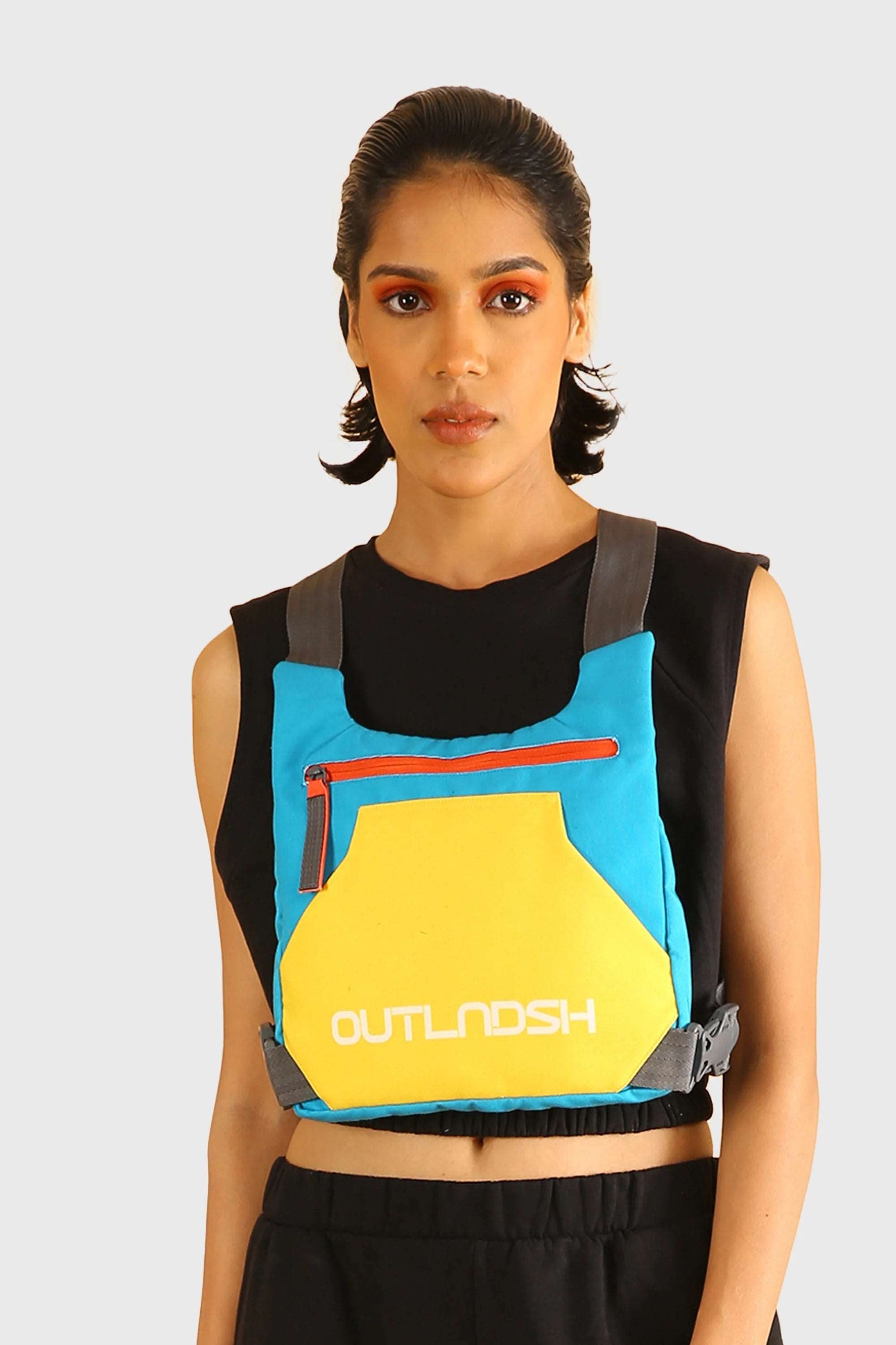OUTLNDSH Chest Bag Yellow Color Ultra lite