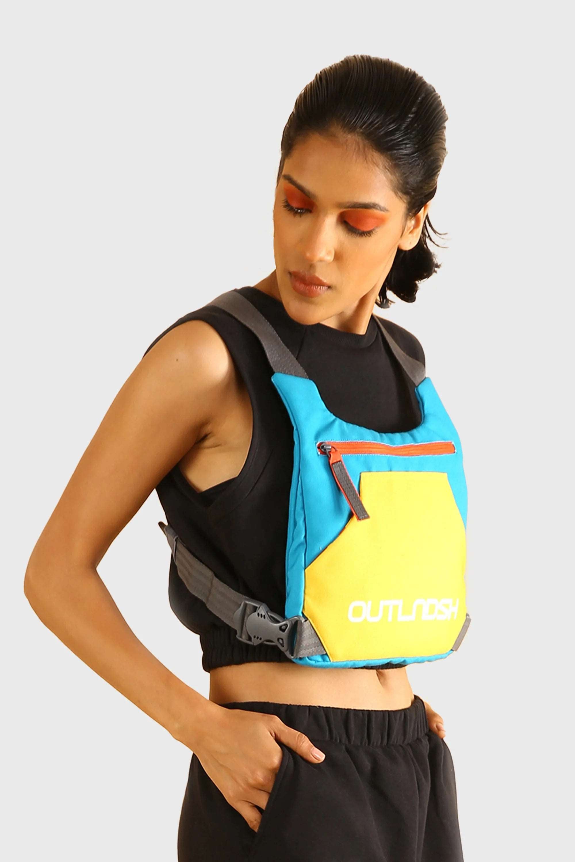 OUTLNDSH Chest Bag Yellow Color Ultra lite