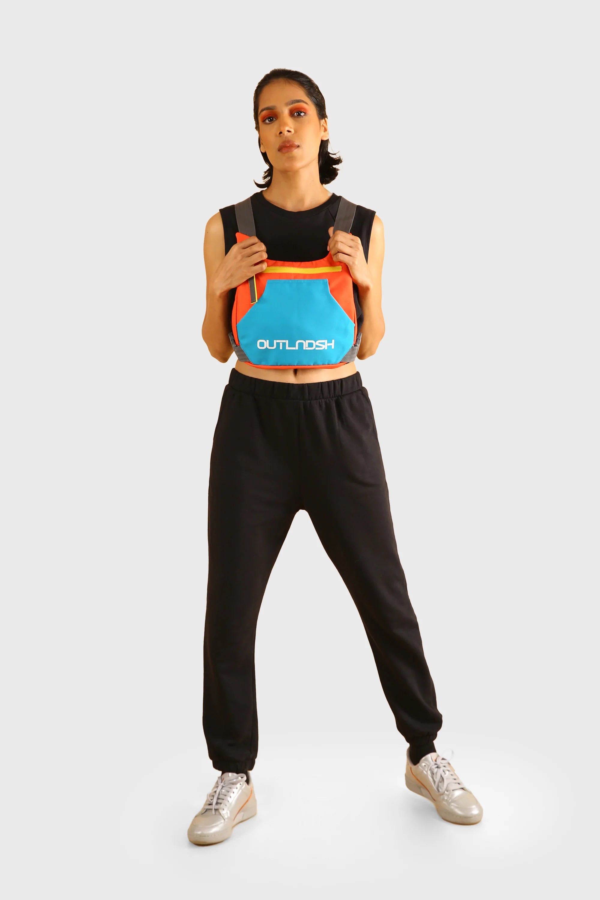 OUTLNDSH Chest Bag Blue Color Ultra lite
